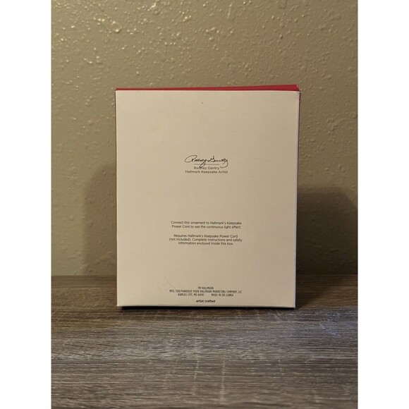 2023 Hallmark Keepsake Star Wars: A New Hope, Now Showing, Ornament Light Up NEW - Picture 3 of 9